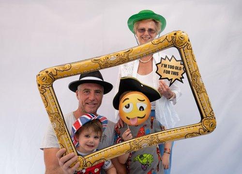 mobile - carousel-hero-element image-1