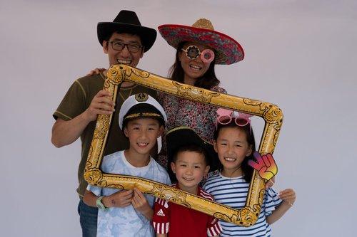 mobile - carousel-hero-element image-0