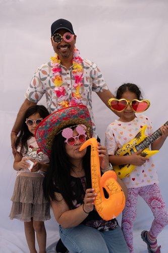 mobile - carousel-hero-element image-2